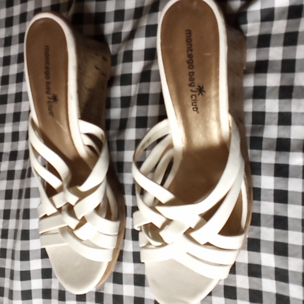 Sandals - Picture 3 of 3